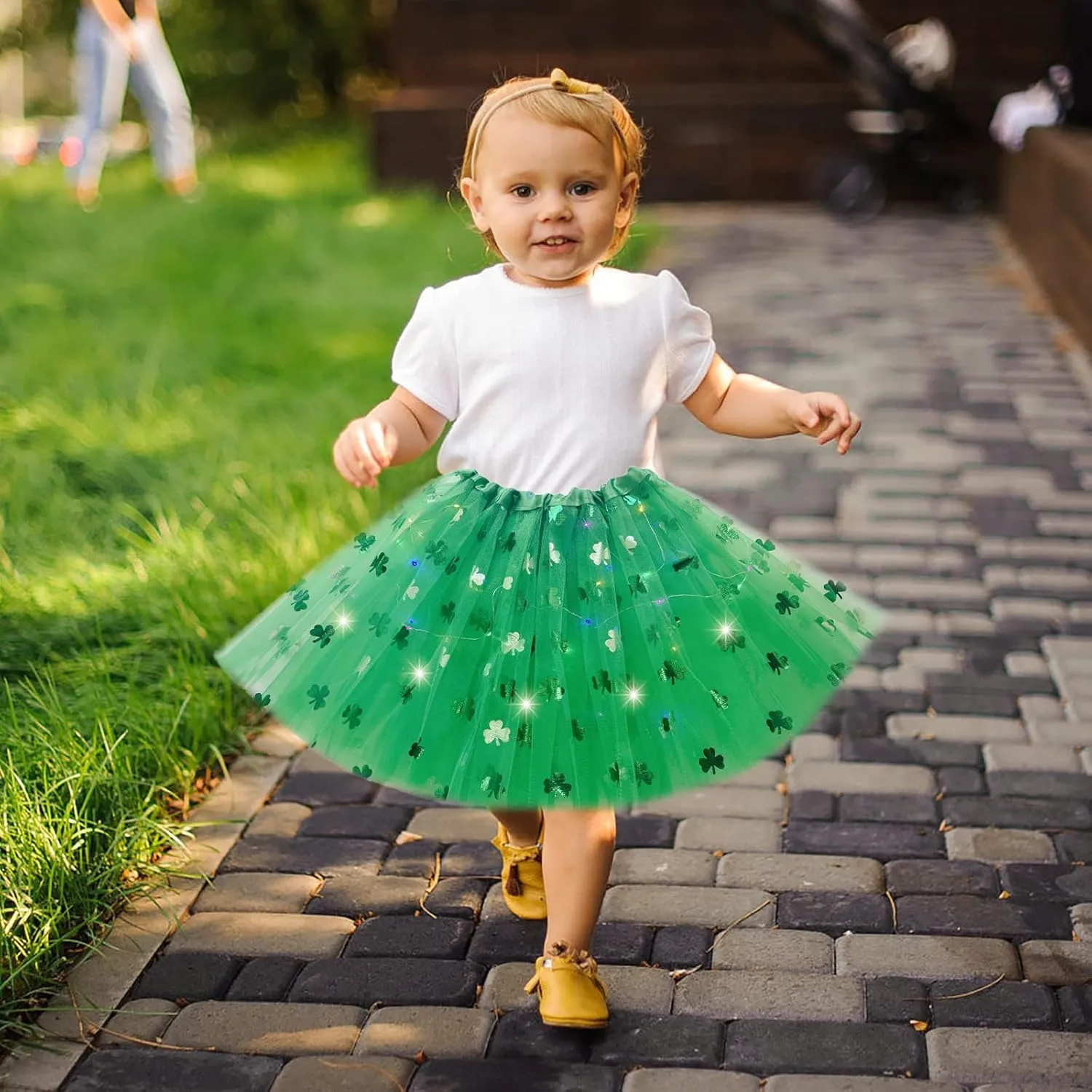 Girl's LED Skirt Light Up Tutus Glow Tulle Dance Skirts for Party Rave Festival Halloween Costume, 2-8 Years
