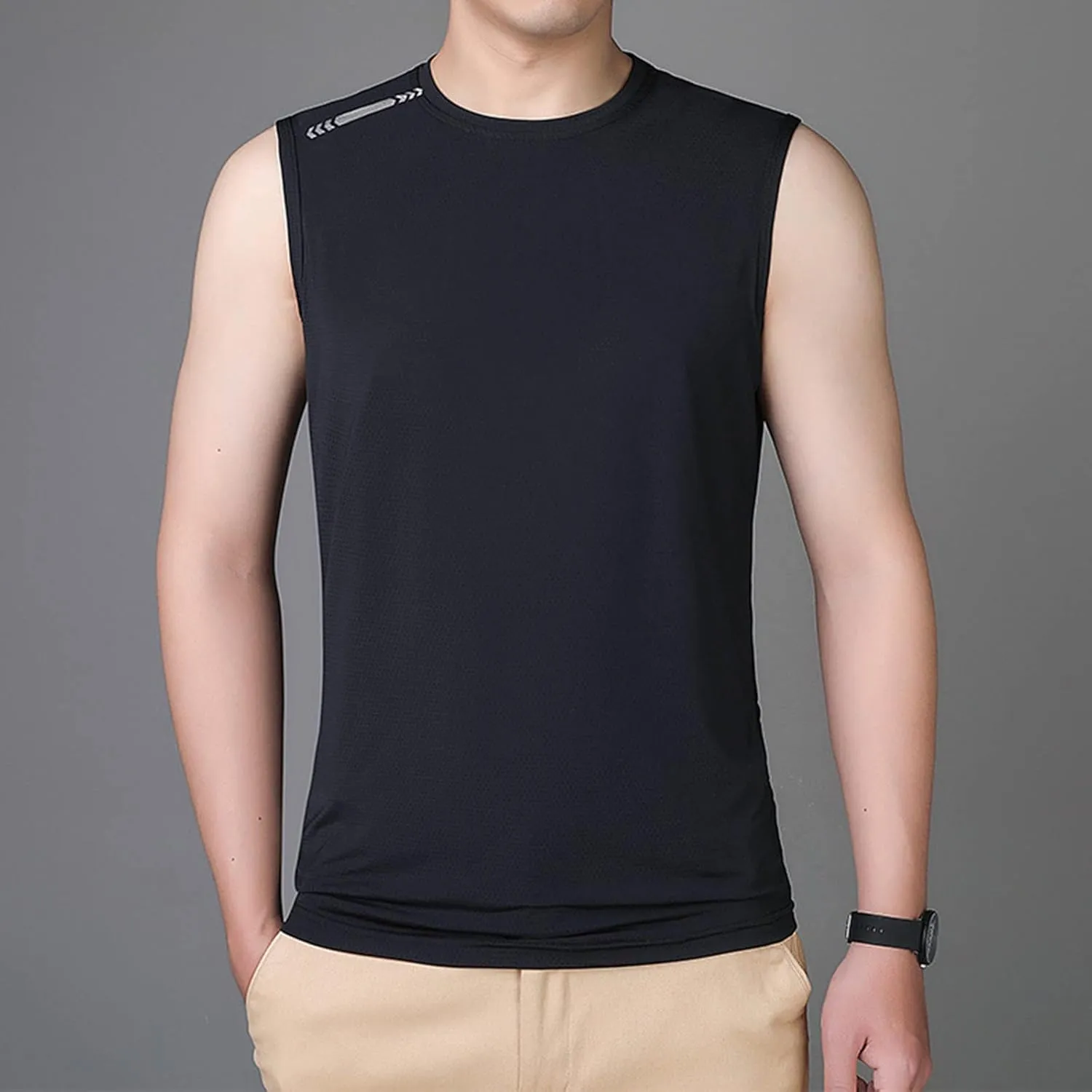 Men's Lightweight Cotton Tank Undershirts Hooded Tank Top Breathable Sleeveless Vest Fashion Casual Vest