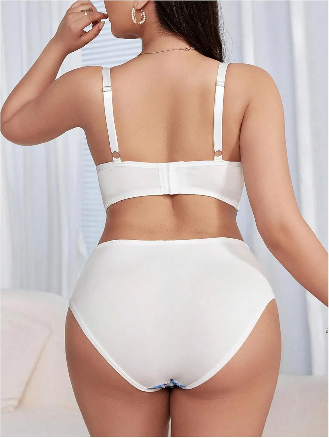 OYOANGLE Women's Plus Size 2 Piece Lingerie Set Floral Embroidered Mesh Lingerie Set Panty Bra