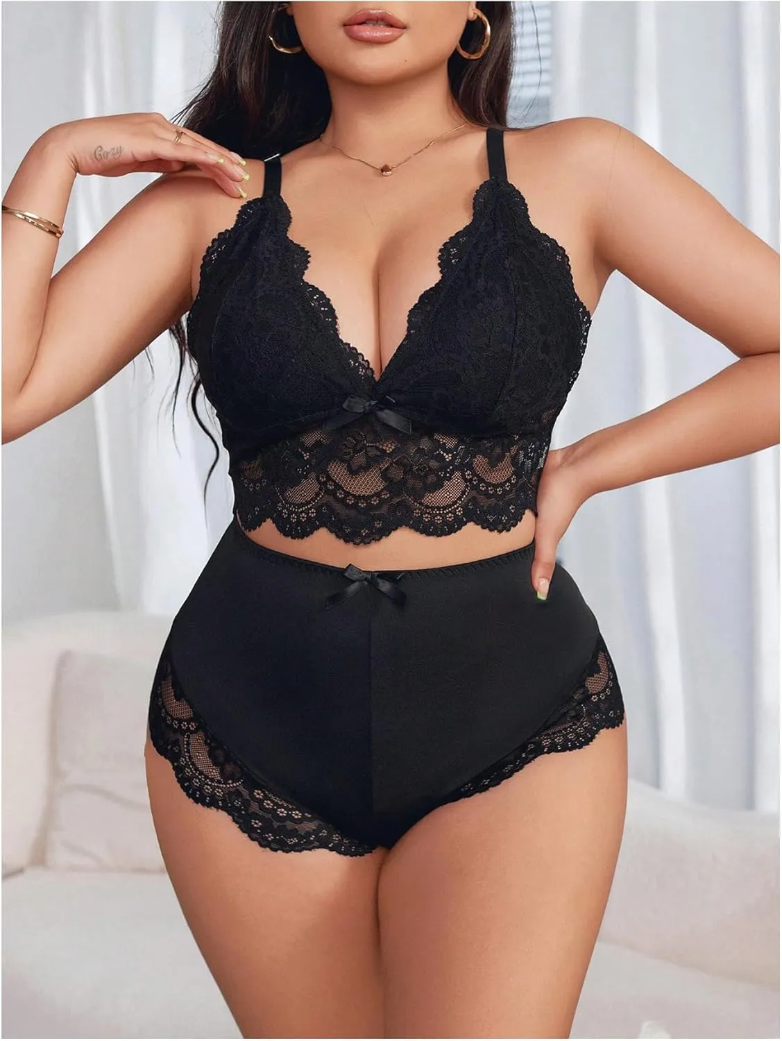 SweatyRocks Women's Plus Size Lace Lingerie Set Sheer Bralettes and Cut Out Briefs Underwear Sets