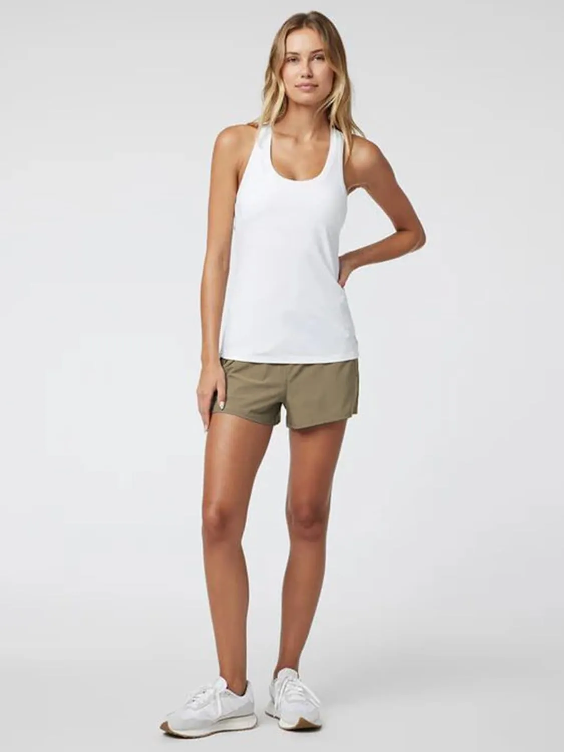 Women's Athletic Shorts Running Shorts Pocket Sporty Short Gym Elastic Workout Shorts
