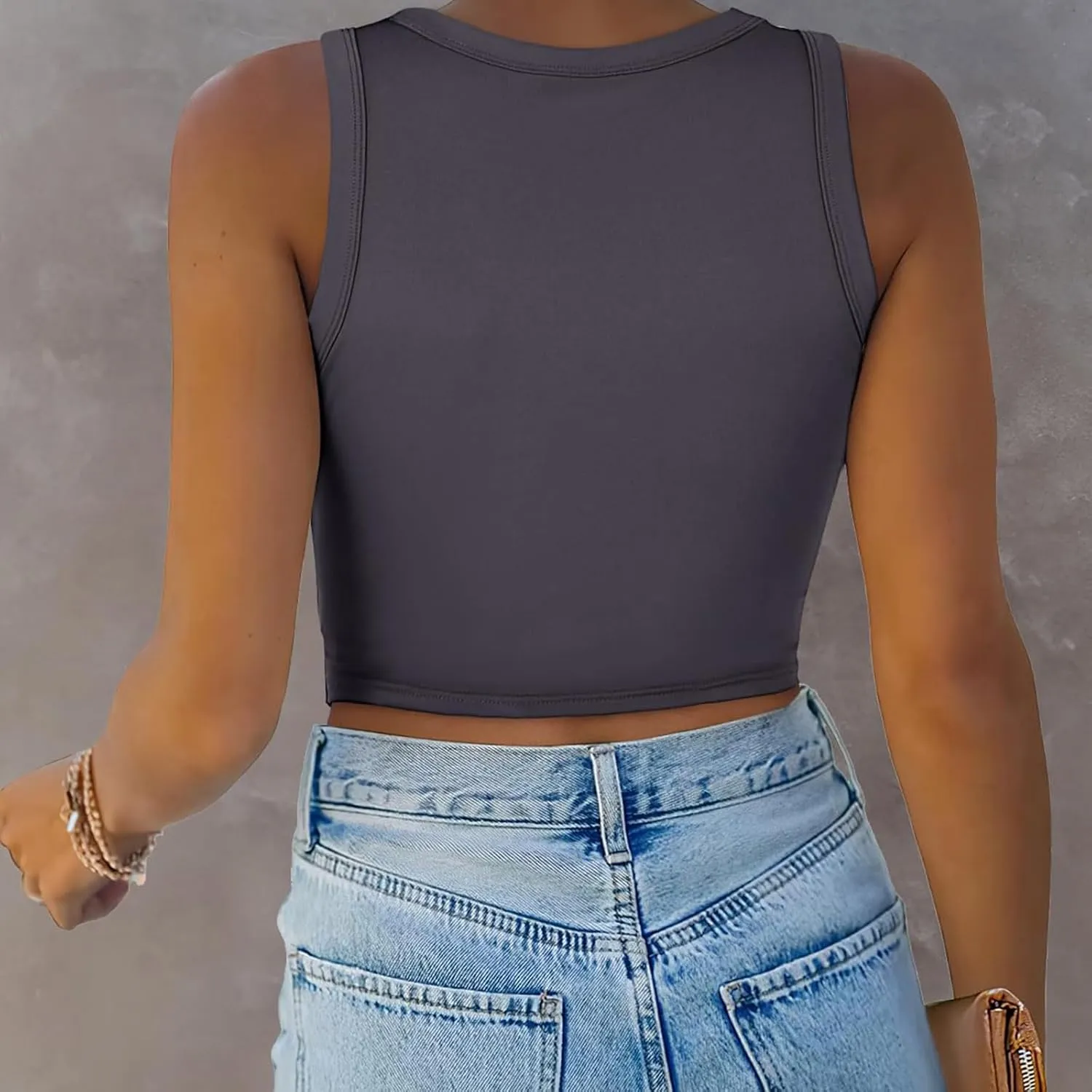 Womens Sleeveless High Neck Tank Tops Trendy Going Out Crop Tops Shirts Casual Basic Slim Fit T Shirts Workout Yoga Tops